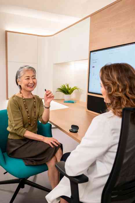 couple and audiologist