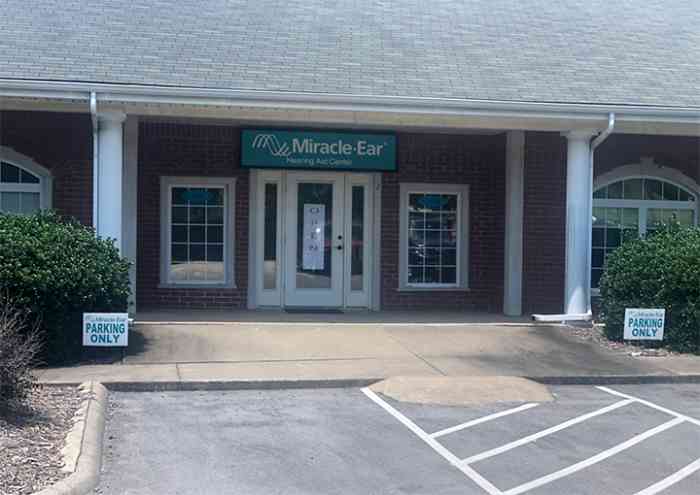 Hearing Aid Center Fayetteville AR 72703 | Miracle-Ear