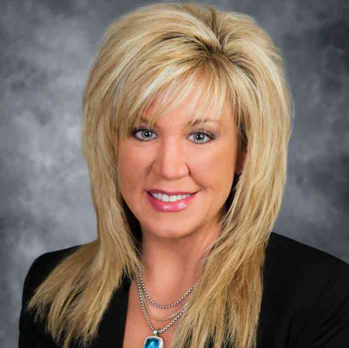 Julia Beall-McKelvey, Franchise Owner