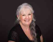 Maria Bustamante, Front Office Associate