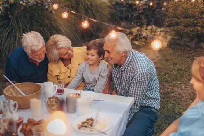 outdoor garden family dinner table